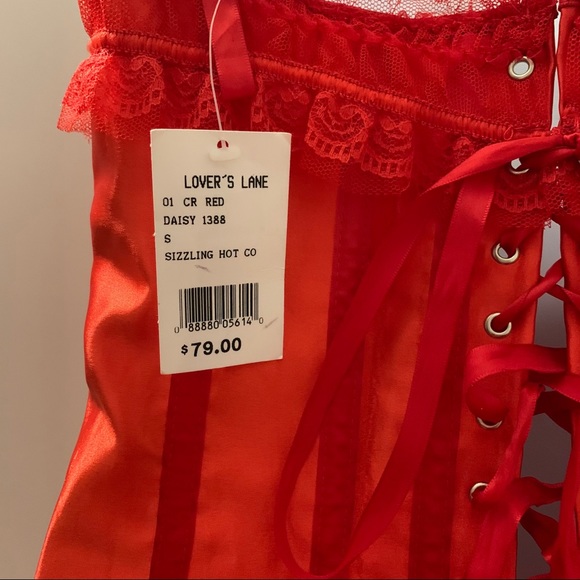 NEW Sexy Red Ruffle Corset and GString - Picture 6 of 6